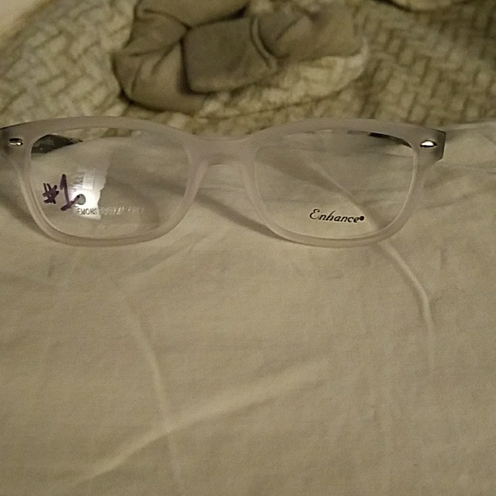 Eyeglass frames